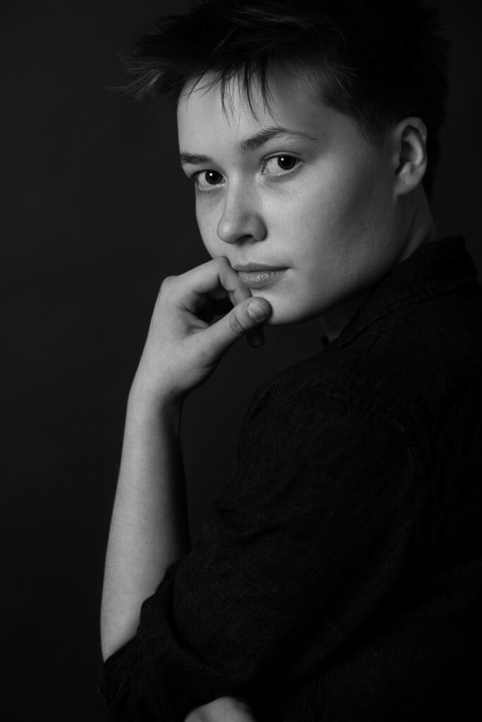 Milford senior photographer
