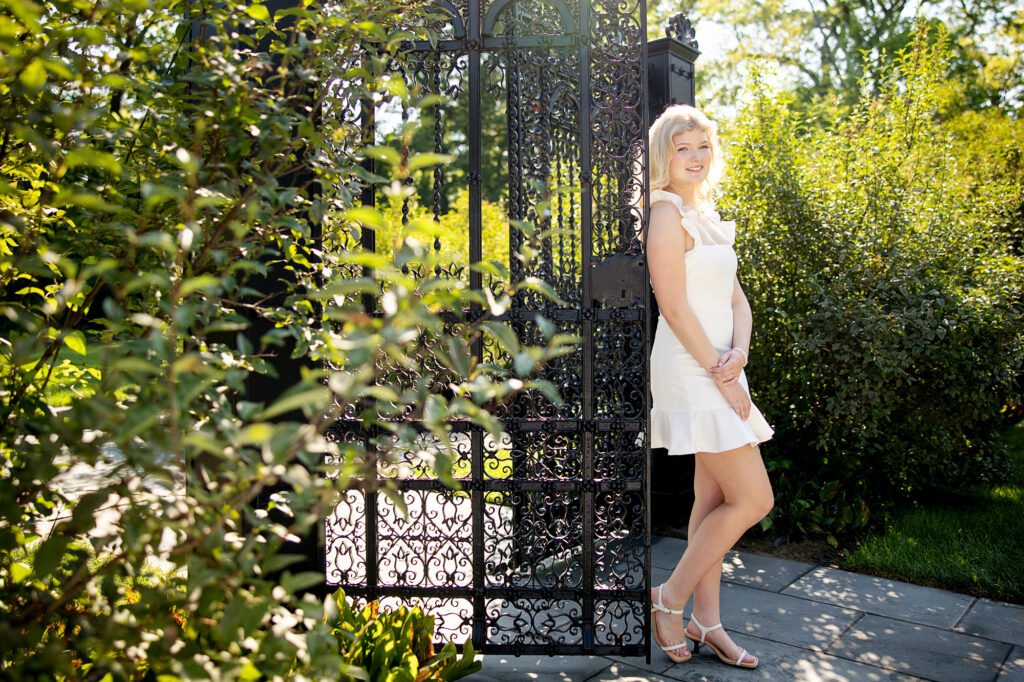 Best michigan senior photographer
