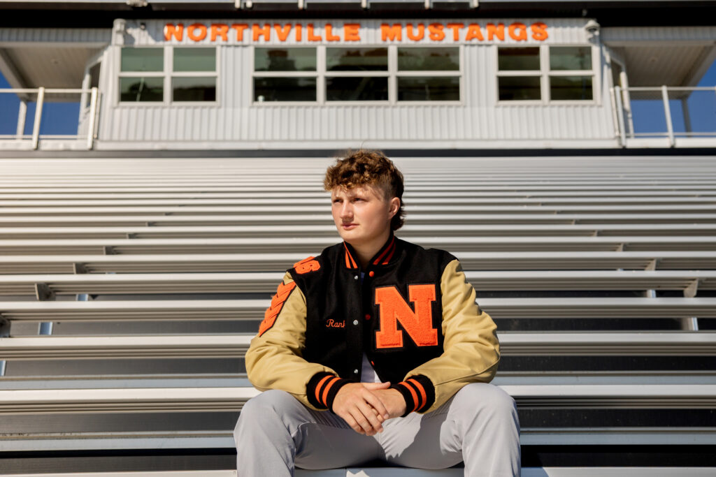 sports senior photos